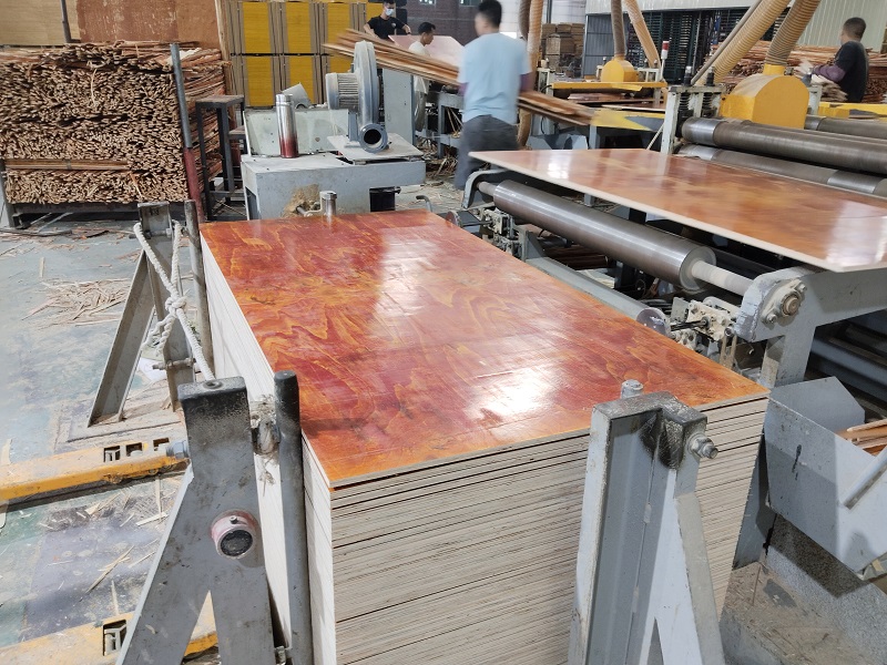 廣西建筑模板:從傳統(tǒng)到現(xiàn)代的蛻變